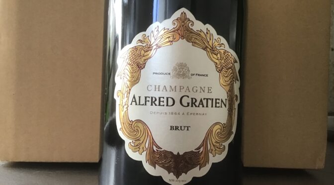 【ワイン】シャンパーニュ　アルフレッド　グラシアン